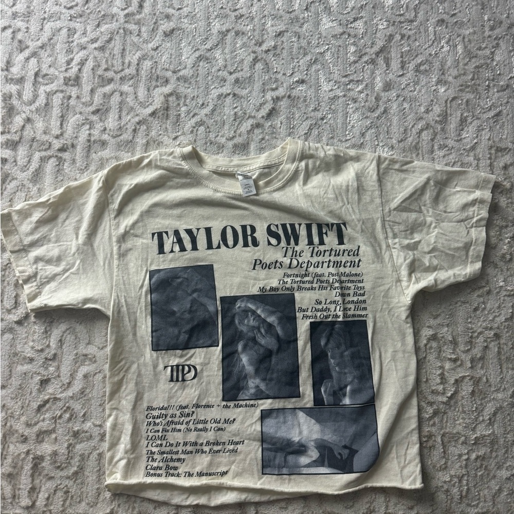 Taylor Swift Cream Graphic Crop Top